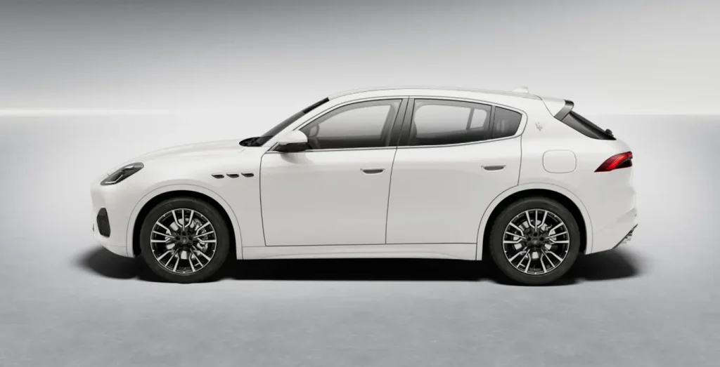 Maserati Grecale 300 QS, vista lateral del SUV de lujo