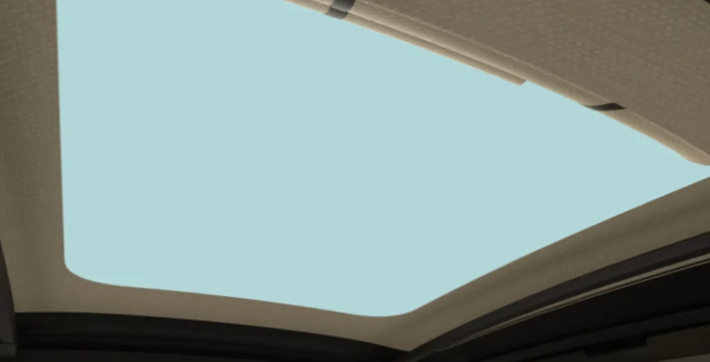 Detalle del techo panorámico del Fiat Topolino Dolcevita automático