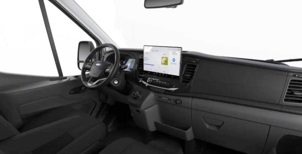 Salpicadero e interior del Ford Transit Kombi 350 L3 Trend