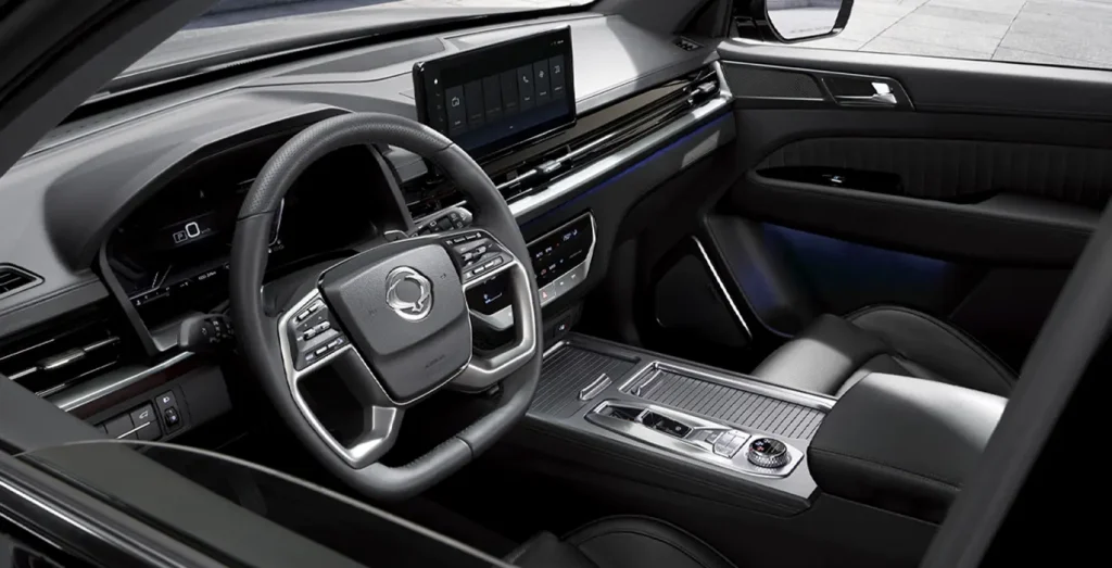 Cabina delantera del SsangYong Rexton D22 DTR Pro