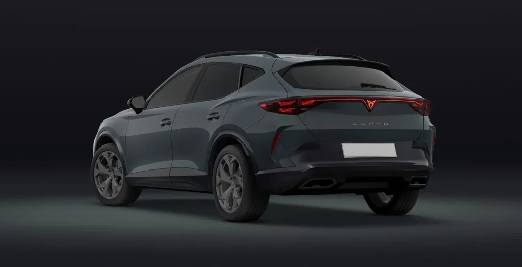 Vista trasera del Cupra Formentor 1.5 TSI 150cv con luces LED y diseño agresivo