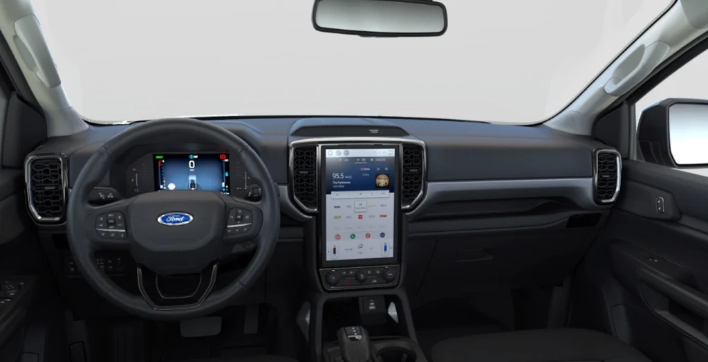 Interior delantero del Ford Ranger XLT Doble Cabina 2.3 PHEV 280 CV automático
