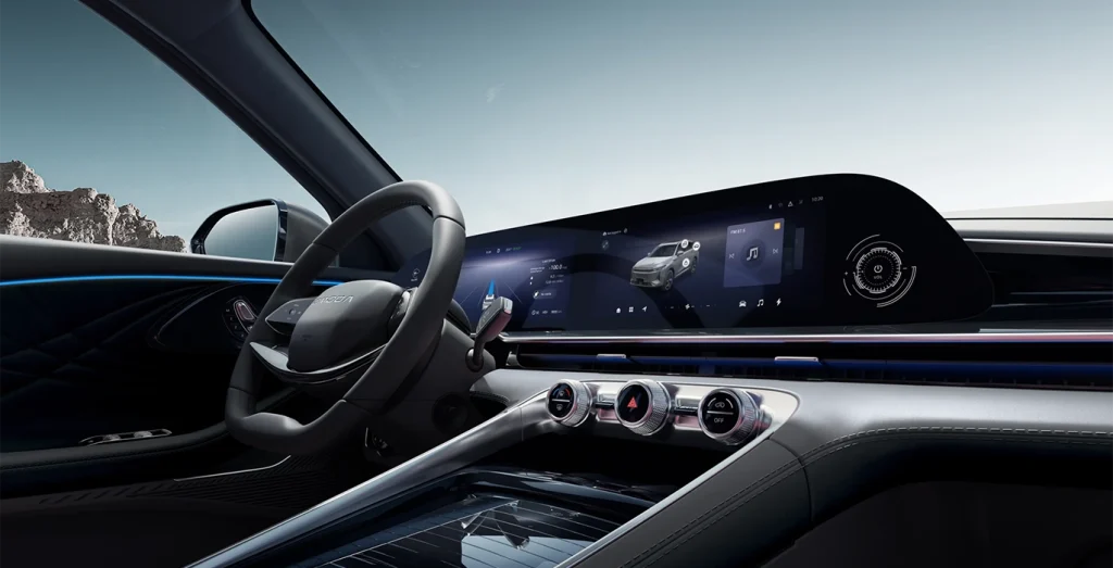Zona de conducción del OMODA 9 Premium con pantalla central grande