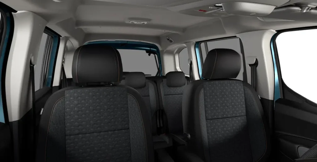 PEUGEOT-RIFTER-GT-BLUEHDI-130-STANDARD-AUTOMATICO-interior-trasera