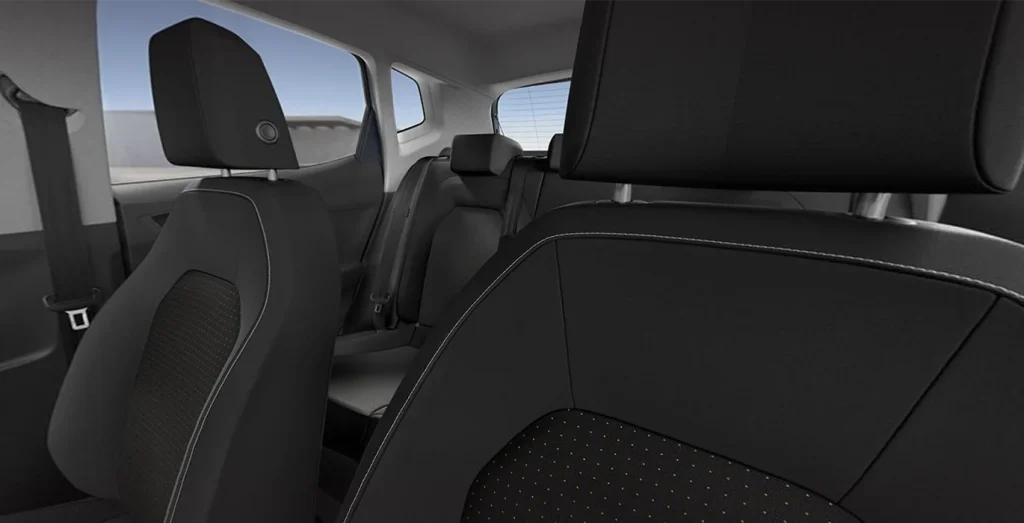 Banco trasero del Seat Arona con espacio para tres pasajeros