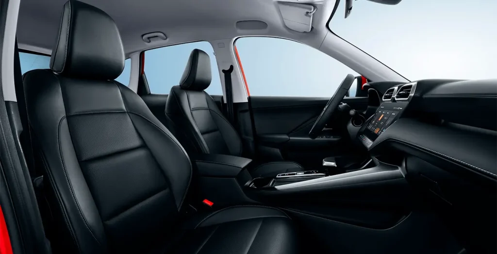 MG ZS Hybrid Luxury interior delantera, salpicadero e instrumentos de conducción