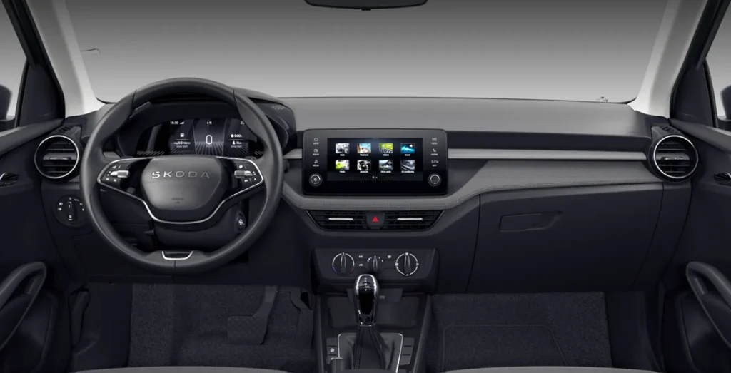 Interior delantero del Skoda Fabia 1.0 TSI DSG Selection