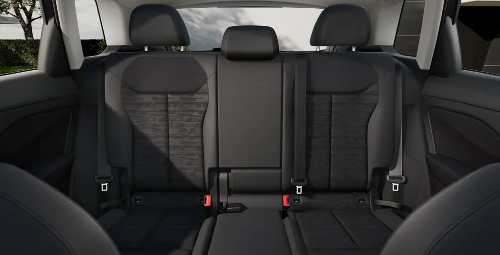 Audi Q3 Advanced TFSI 110kW S-Tronic interior trasero