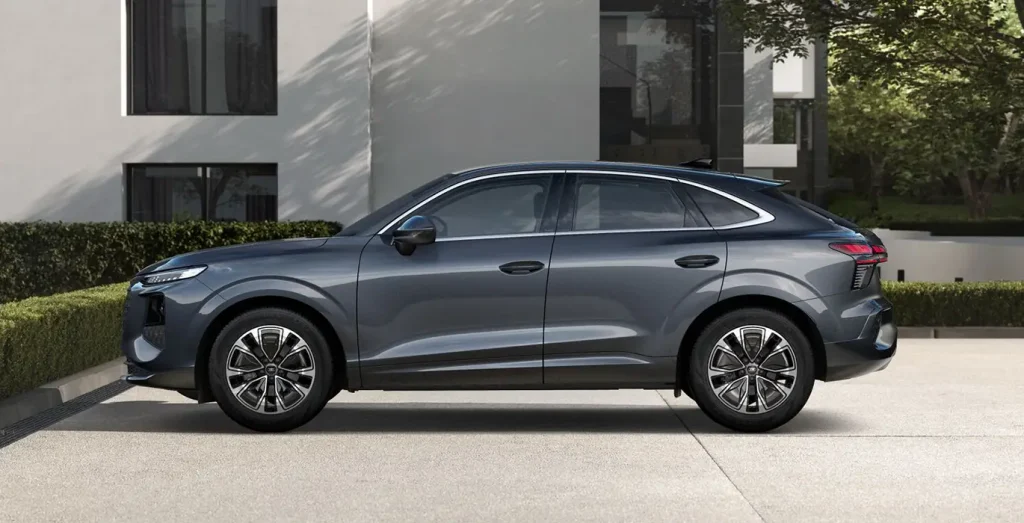 Audi-Q3-Sportback-Advanced-TFSI-110kW-S-Tronic-lateral-gris.webp