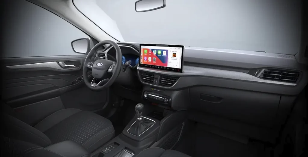 Ford Kuga Titanium 1.5 EcoBoost 150CV, interior vista desde asientos delanteros