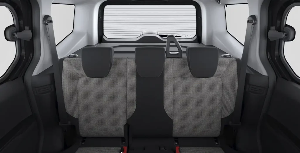 Ford Tourneo Courier Trend 1.0 EcoBoost 125CV, interior zona trasera