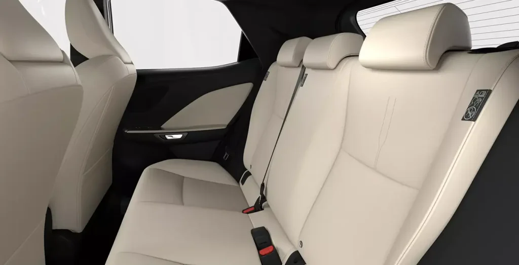 Lexus LBX 1.5 HEV Elegant - Interior trasero