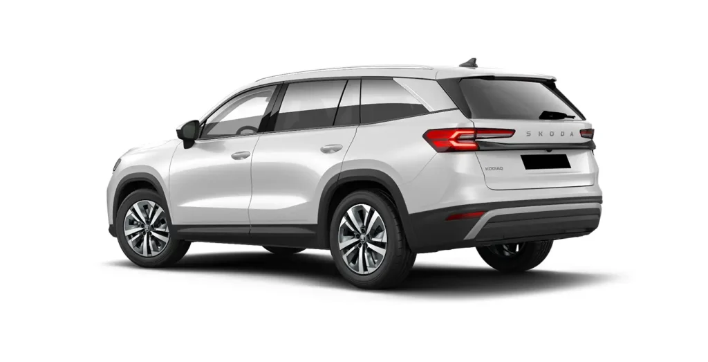 Skoda Kodiaq 2.0 TDI blanco, vista trasera