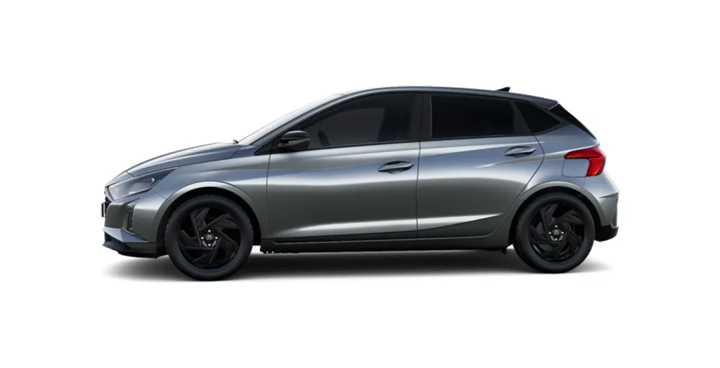 Hyundai i20 1.0T Black Line 90 CV gris oscuro vista lateral