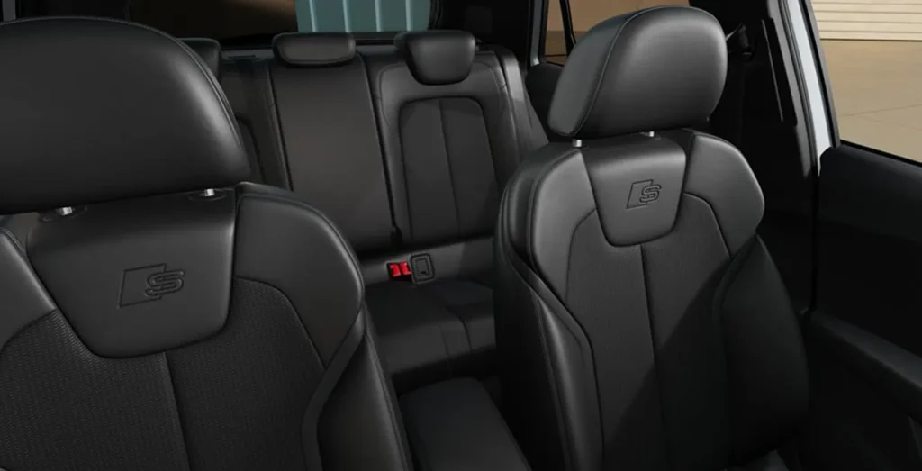 AUDI-Q2-Adrenalin-Black-ED-35-TDI-110kW-S-Tronic-interior-trasera.webp