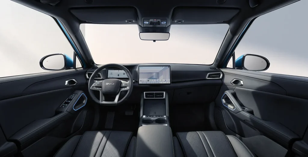 Interior delantero del BYD ATTO 2 DM-i Active