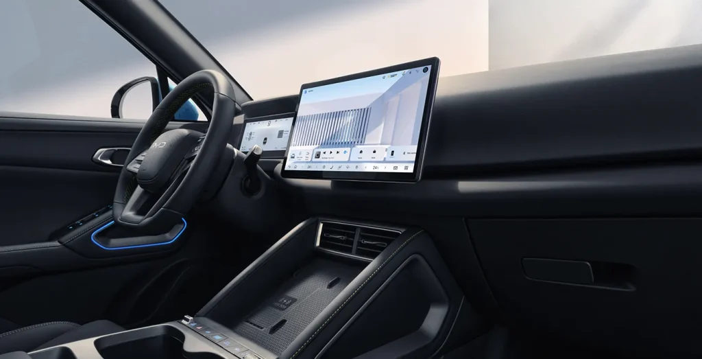 Interior delantero del BYD ATTO 2 DM-i Active