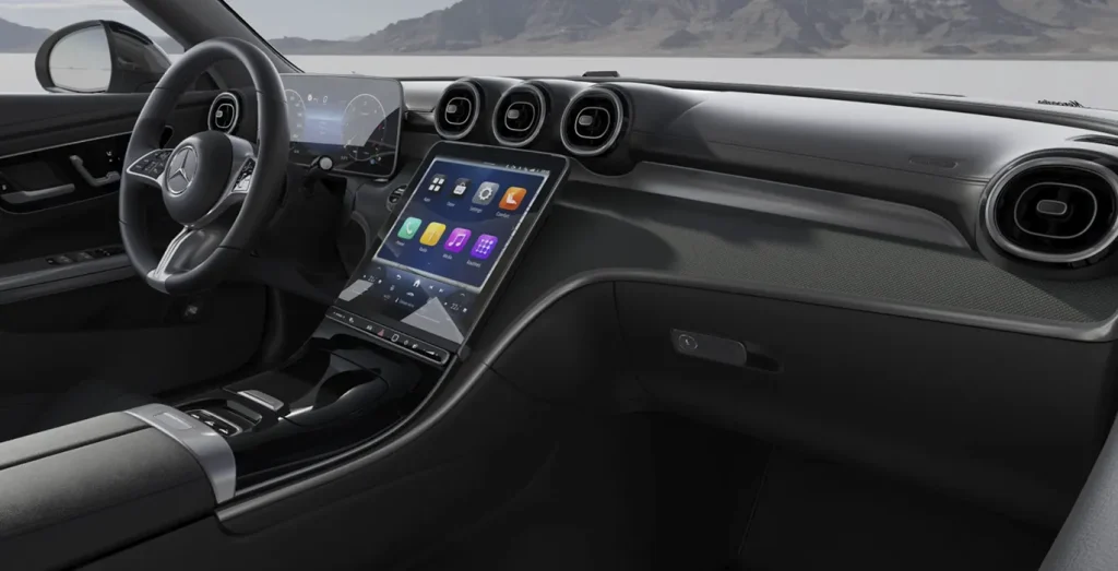 Mercedes-Benz-CLE-Cabrio-200D-interior-delantera-II.webp