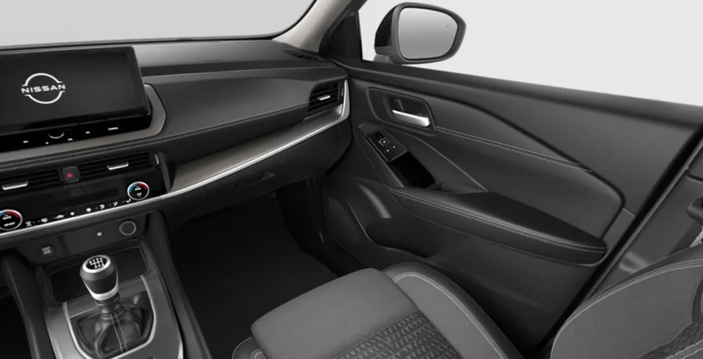 Interior delantero del Nissan Qashqai N-Connecta DIG-T