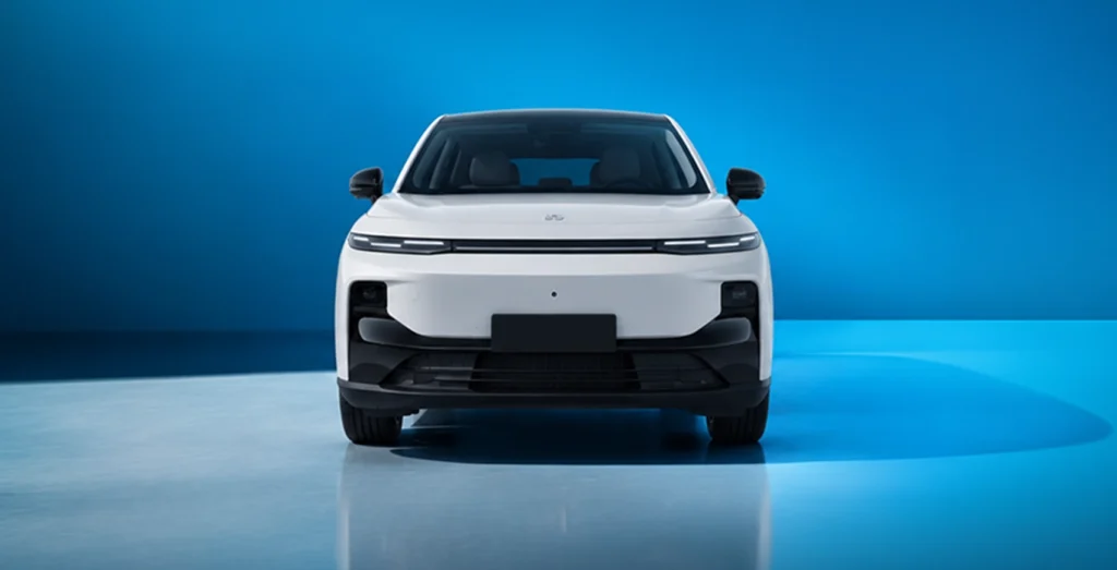 Leapmotor B10 vista delantera coche eléctrico BEV batería 56 kWh