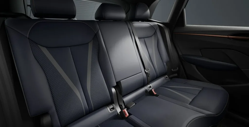 Cupra-Terramar-1.5-ETSI-110kw-150CV-DSG-interior-trasera.webp