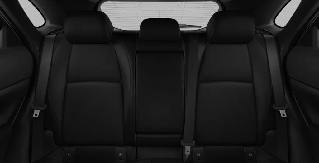 MAZDA-CX-30-e-SKYACT-G-MHEV-Centre-Line-II-interior-trasera.webp